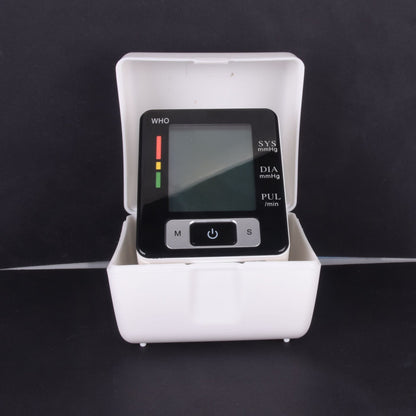 Lightweight And Simple Household Blood Pressure Monitor